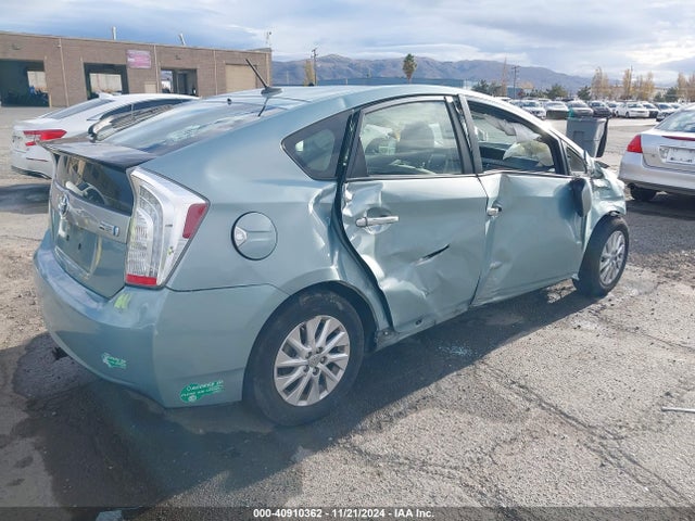 JTDKN3DP1E3052939 Toyota PRIUS PLUG-IN