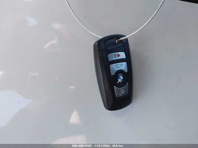 BMW 550i 2016 WBAKN9C57GD963032 Image 11