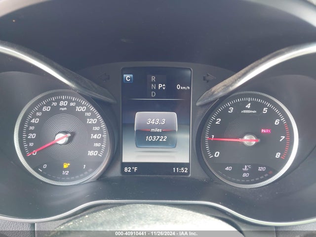 55SWF4JB3HU233284 Mercedes-Benz C 300 Luxury/sport