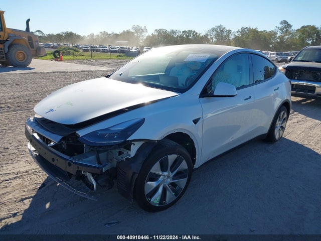 2023 TESLA MODEL Y 7SAYGDED0PF967658 Photo 1
