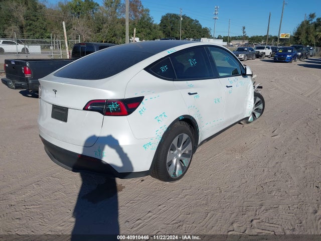 2023 TESLA MODEL Y 7SAYGDED0PF967658 Photo 3