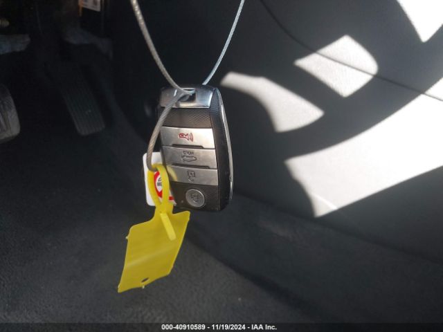 3KPA25AD6PE612654 KIA Rio 5-door S