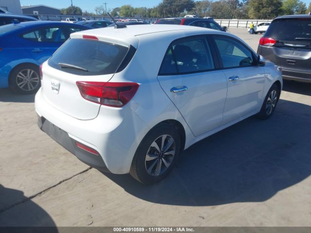 3KPA25AD6PE612654 KIA Rio 5-door S