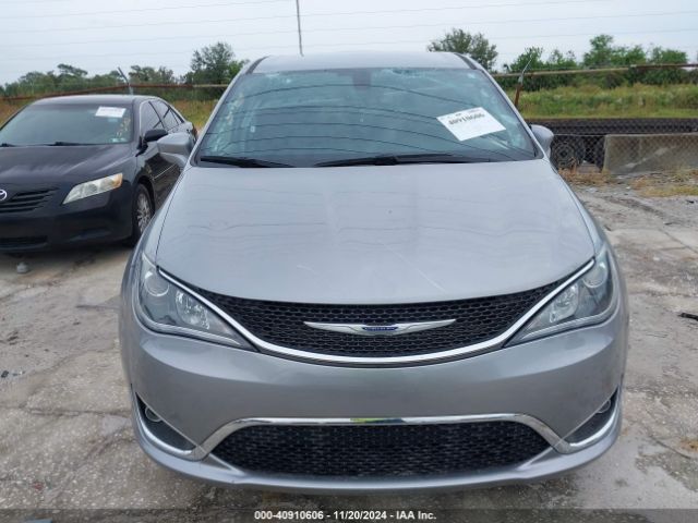 2C4RC1FG8LR247771 Chrysler Pacifica Touring