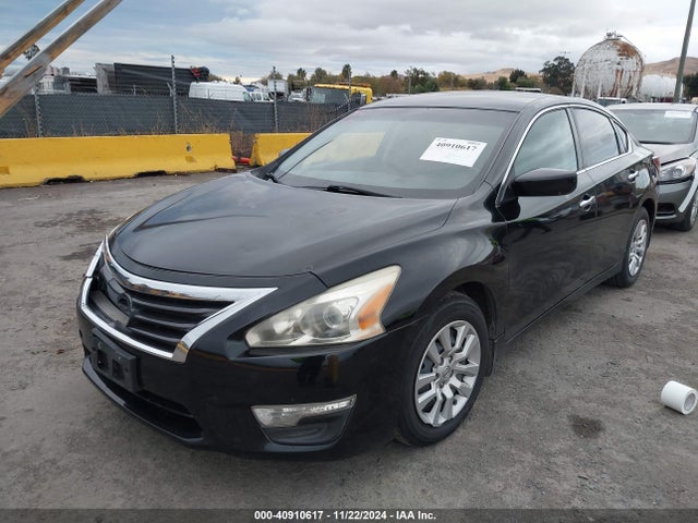 Nissan Altima 2.5 S 2014 1N4AL3AP3EN209158 Image 2