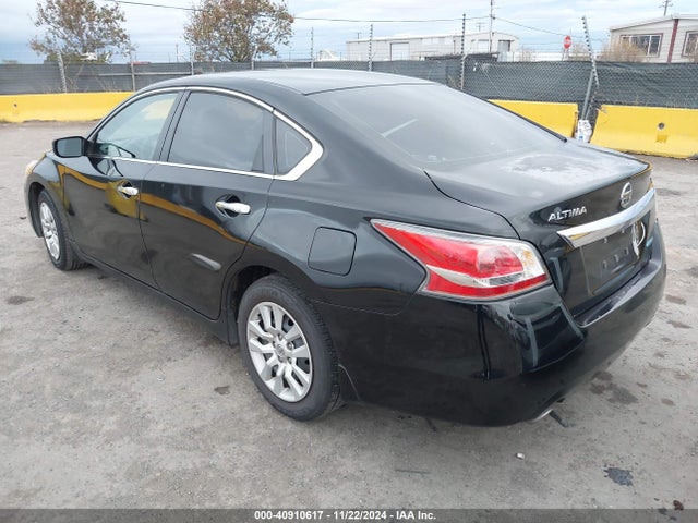 Nissan Altima 2.5 S 2014 1N4AL3AP3EN209158 Image 3