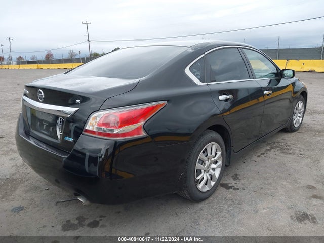 Nissan Altima 2.5 S 2014 1N4AL3AP3EN209158 Image 4