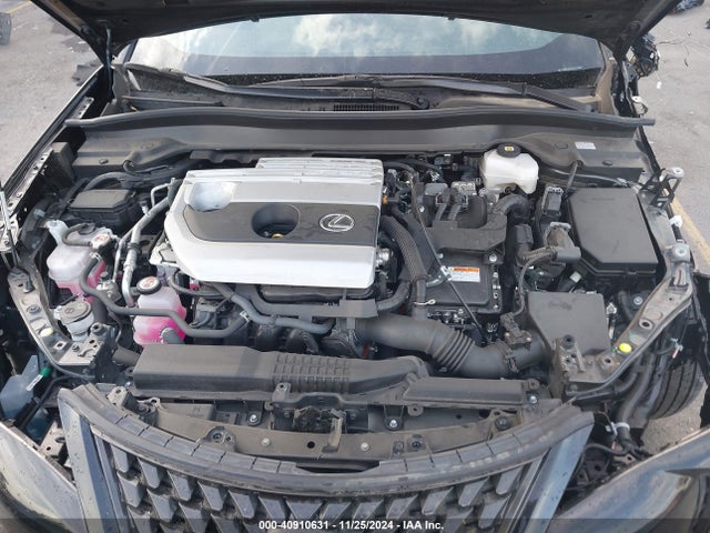 JTHX6JBH8P2146195 Lexus UX 250H