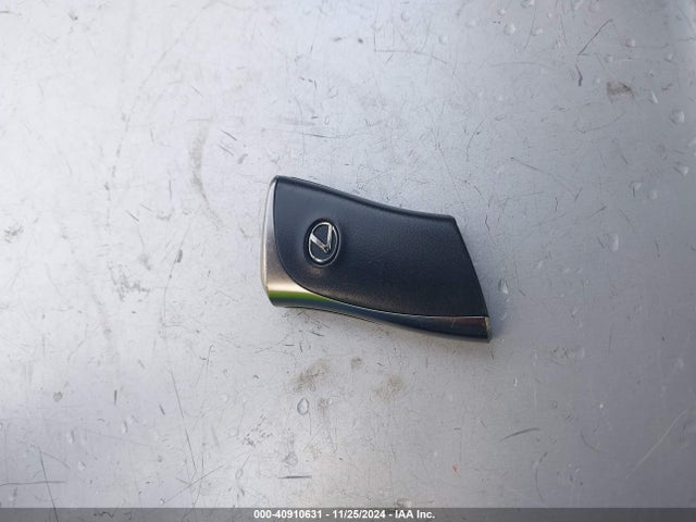 JTHX6JBH8P2146195 Lexus UX 250H