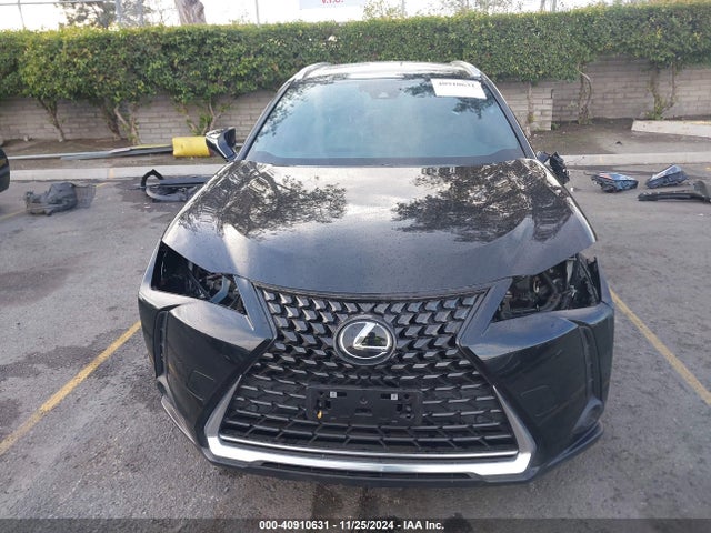 JTHX6JBH8P2146195 Lexus UX 250H