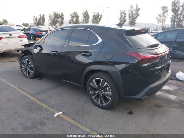 JTHX6JBH8P2146195 Lexus UX 250H