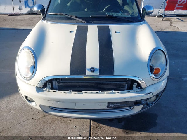 2008 MINI COOPER WMWMF33568TT67078 Photo 5