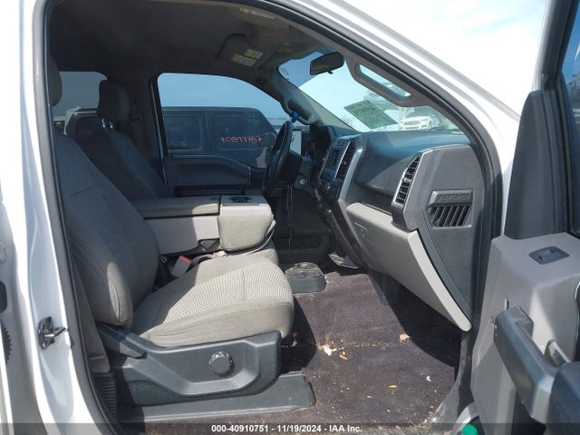 40910751 :رقم المزاد ، 1FTEW1CG0GFC30759 vin ، 2016 Ford F-150 Xlt مزاد بيع