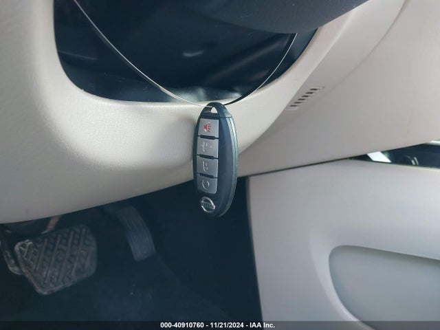Nissan Pathfinder Sv 2017 5N1DR2MM2HC629507 Image 11