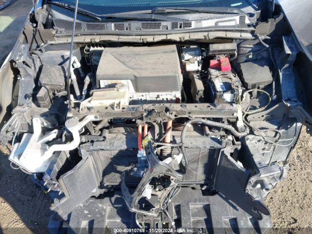 1N4AZ1CPXJC311837 Nissan LEAF SV