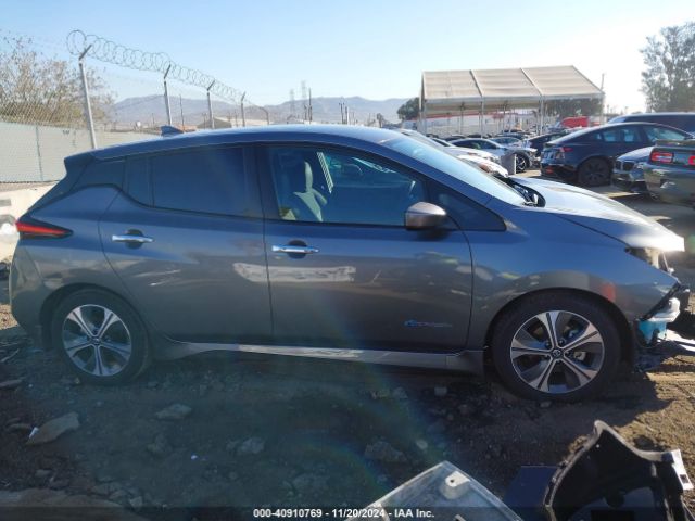 1N4AZ1CPXJC311837 Nissan LEAF SV