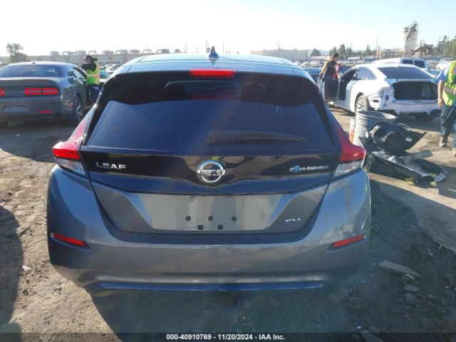 1N4AZ1CPXJC311837 Nissan LEAF SV