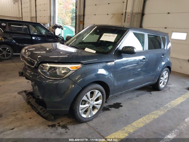 KIA SOUL + 2015 KNDJP3A52F7180349 Image 2