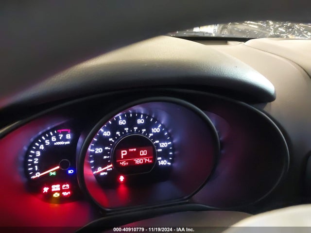 KIA SOUL + 2015 KNDJP3A52F7180349 Image 7