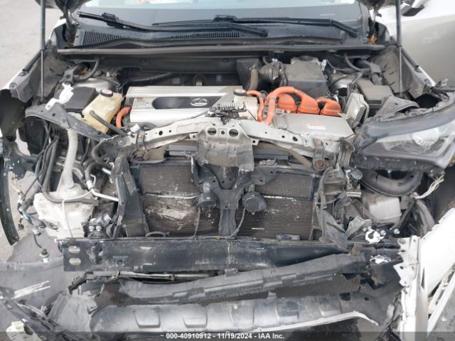 JTJBJRBZ0K2098960 Lexus NX 300H