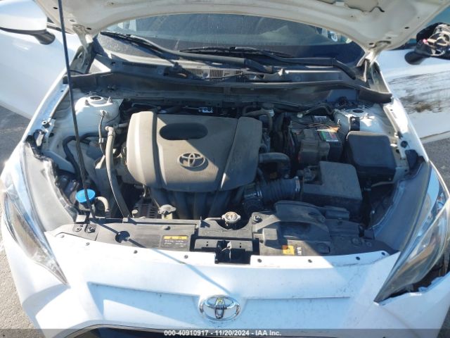 3MYDLBYV8HY174048 Toyota YARIS IA