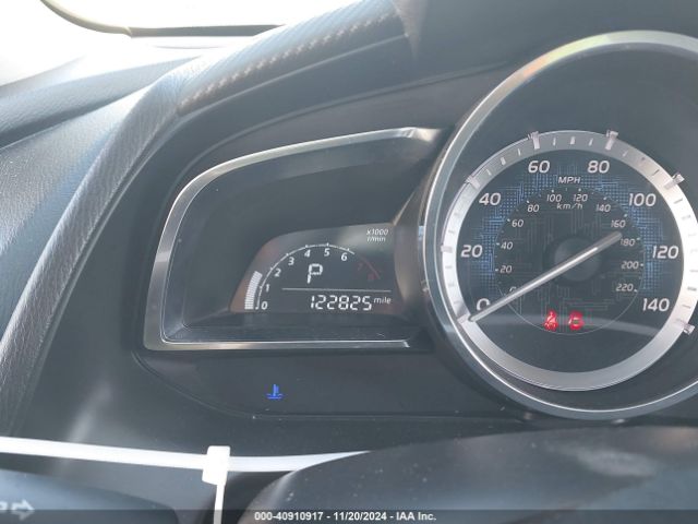 3MYDLBYV8HY174048 Toyota YARIS IA