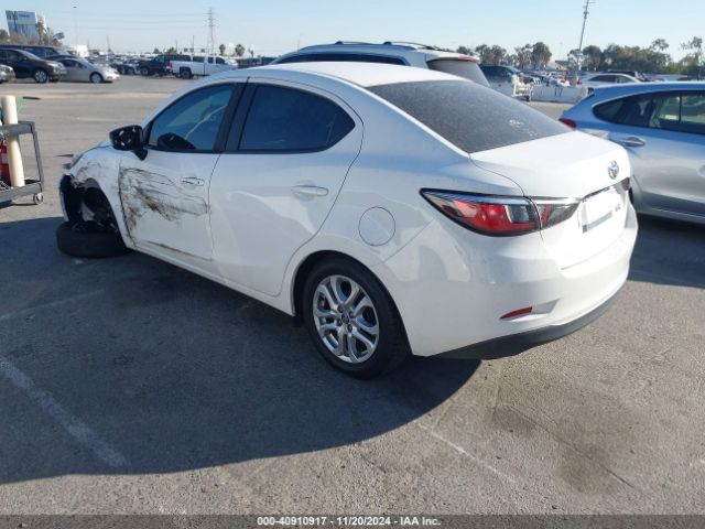 3MYDLBYV8HY174048 Toyota YARIS IA