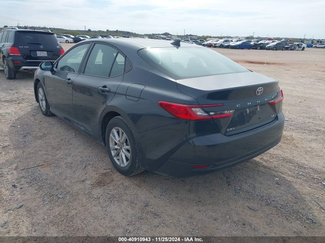 Toyota CAMRY LE 2025 4T1DAACK7SU520401 Image 3