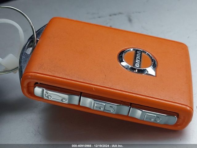 2023 VOLVO XC40 RECHARGE PURE ELECTRIC YV4ED3UW1P2078003 Photo 10