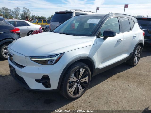 2023 VOLVO XC40 RECHARGE PURE ELECTRIC YV4ED3UW1P2078003 Photo 1