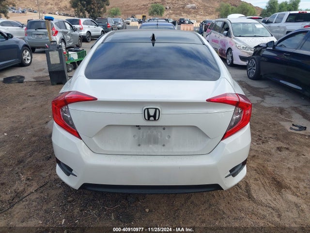 Honda CIVIC EX 2018 2HGFC2F78JH503016 Image 16