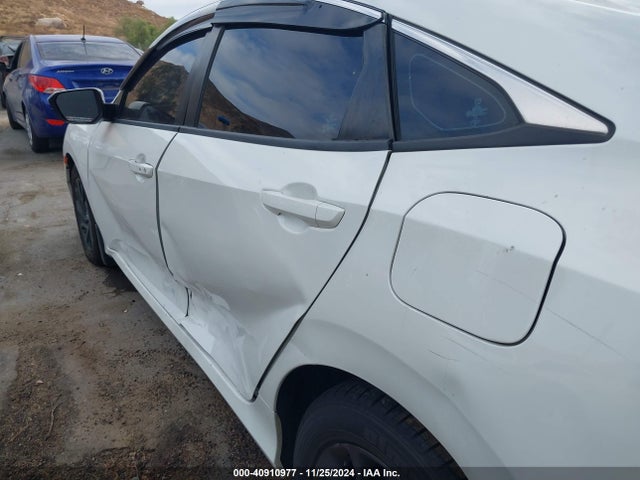 Honda CIVIC EX 2018 2HGFC2F78JH503016 Image 17