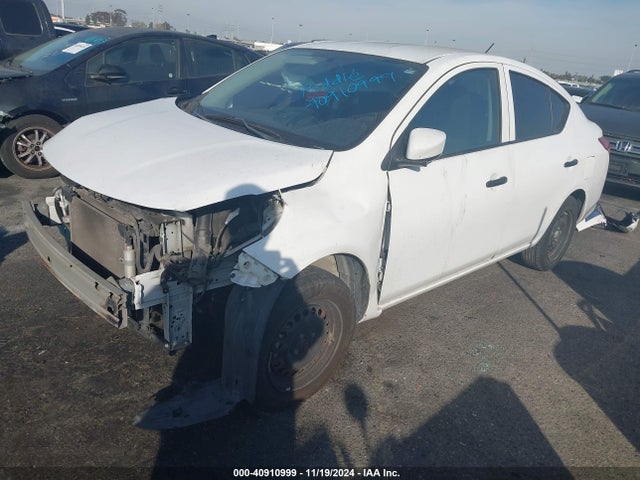 Nissan Versa 1.6 S 2016 3N1CN7AP0GL854392 Image 2