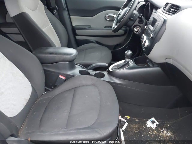 KIA Soul 2016 KNDJN2A22G7341421 Image 5