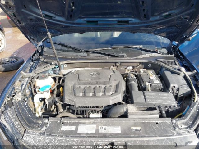 1VWBA7A3XJC011284 Volkswagen Passat 2.0t Se