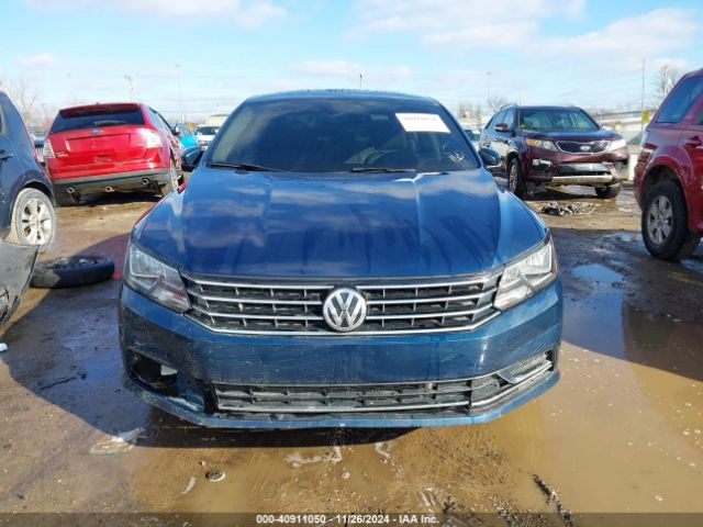 1VWBA7A3XJC011284 Volkswagen Passat 2.0t Se