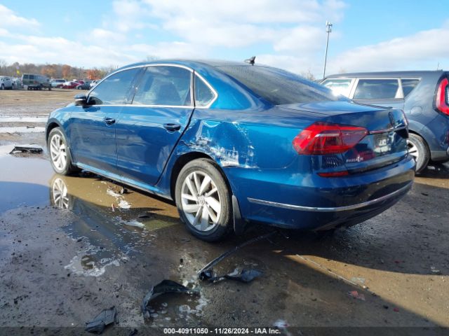 1VWBA7A3XJC011284 Volkswagen Passat 2.0t Se