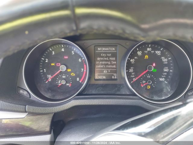 1VWBA7A3XJC011284 Volkswagen Passat 2.0t Se