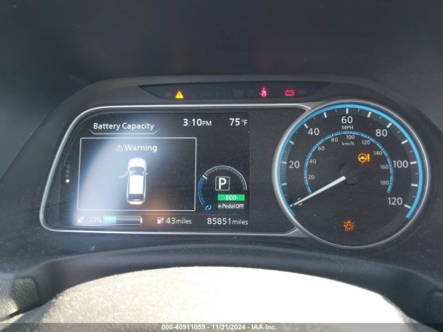 1N4AZ1CP8JC315739 Nissan LEAF SV