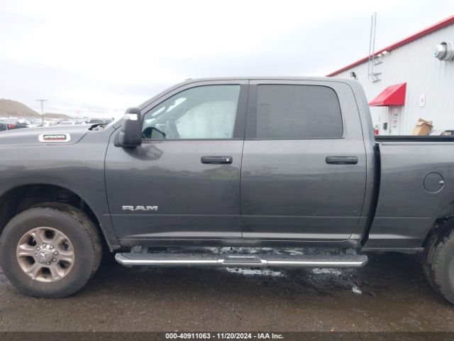 3C6UR5DL5RG311139 RAM 2500 Big Horn  4x4 6'4 Box
