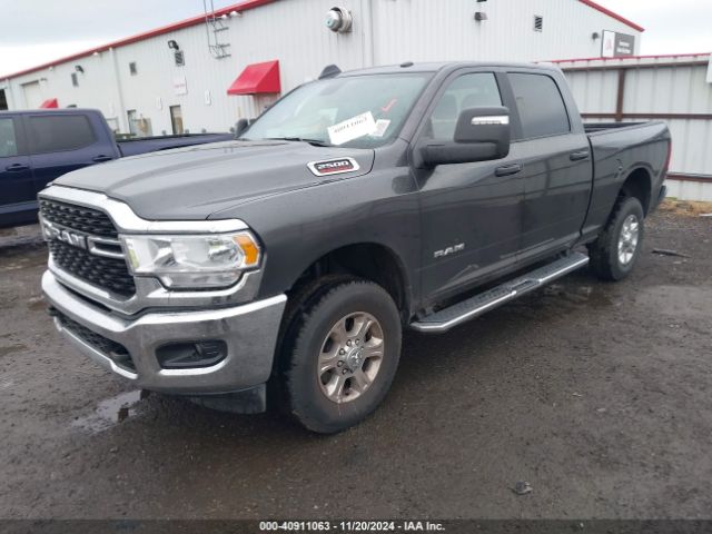 3C6UR5DL5RG311139 RAM 2500 Big Horn  4x4 6'4 Box