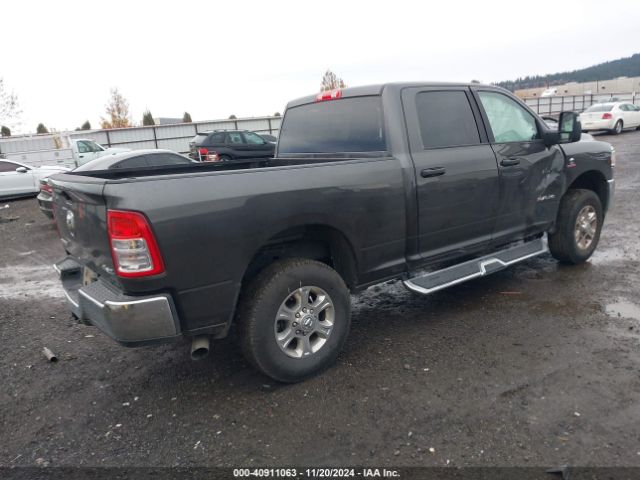 3C6UR5DL5RG311139 RAM 2500 Big Horn  4x4 6'4 Box