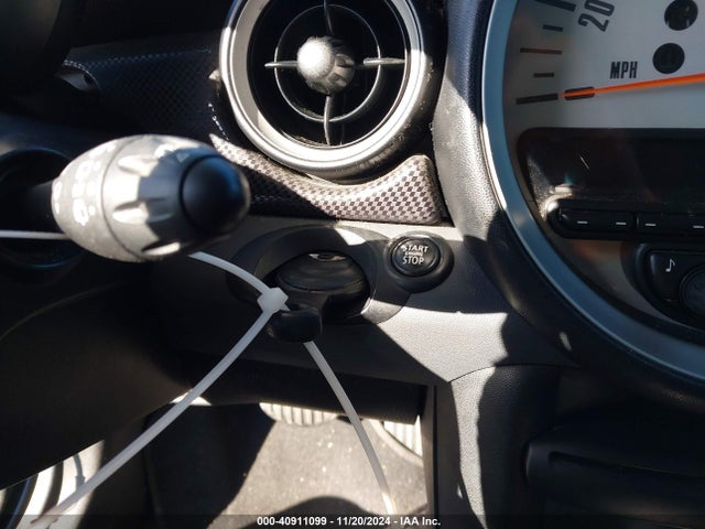 2011 MINI COOPER S WMWSV3C53BTY10899 Photo 10