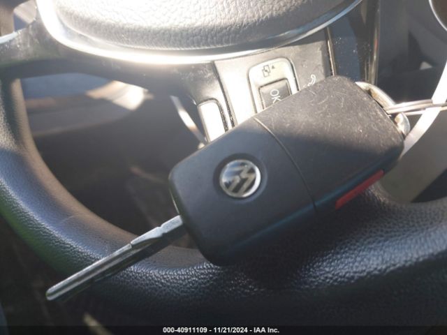 3VW2K7AJ6FM423073 Volkswagen Jetta 2.0l S