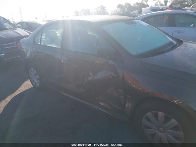 3VW2K7AJ6FM423073 Volkswagen Jetta 2.0l S
