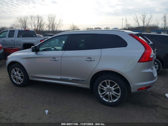 Volvo XC60 3.2 2014 YV4952DZ8E2548172 Image 15