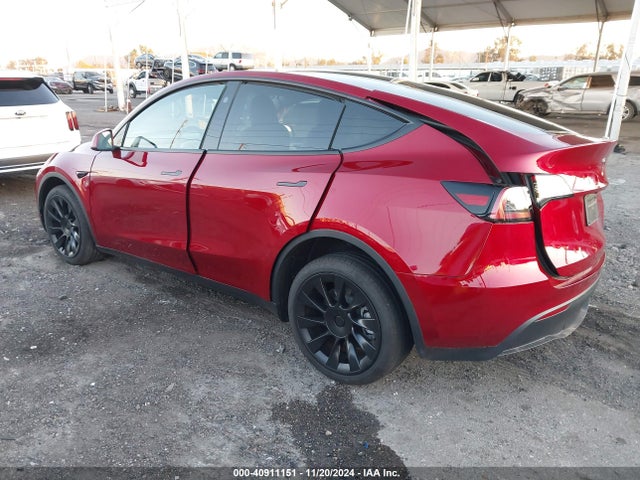 2024 TESLA MODEL Y 7SAYGDED0RF103034 Photo 2