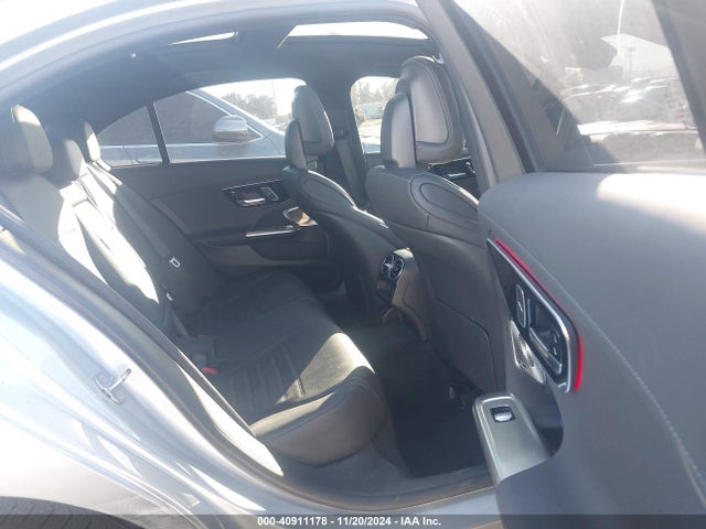 2024 Mercedes-benz C 300 მანქანა იყიდება აუქციონზე, vin: W1KAF4HB7RR184559, აუქციონის ნომერი: 40911178