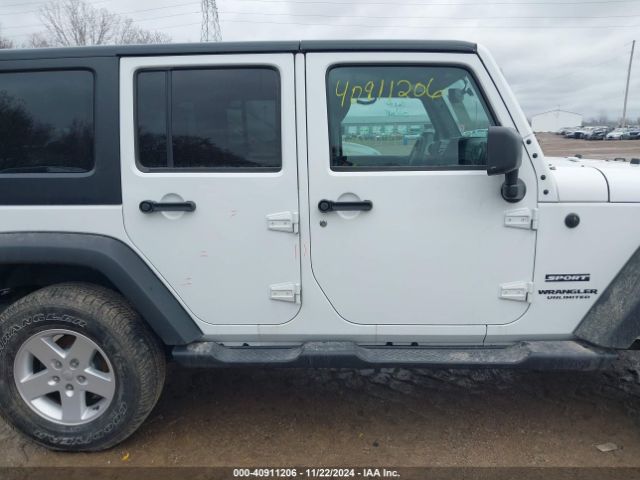 1C4BJWDG8HL732905 Jeep Wrangler Unlimited Sport