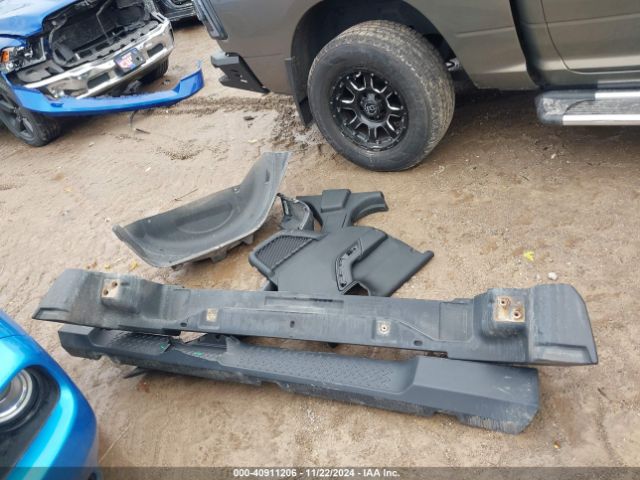 1C4BJWDG8HL732905 Jeep Wrangler Unlimited Sport